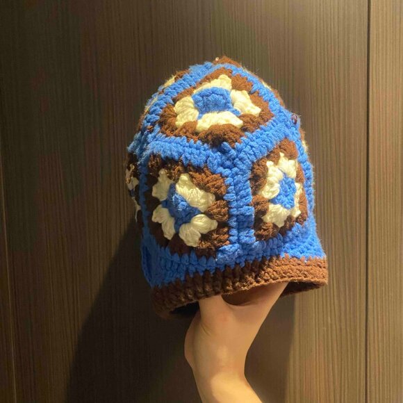 Crochet style balaclava with removable face mask - Picture 5 of 13